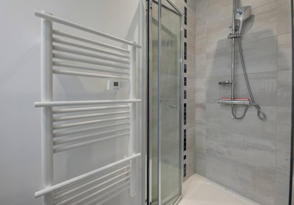 Les Forges Fond Apartment Avoine Exterior photo